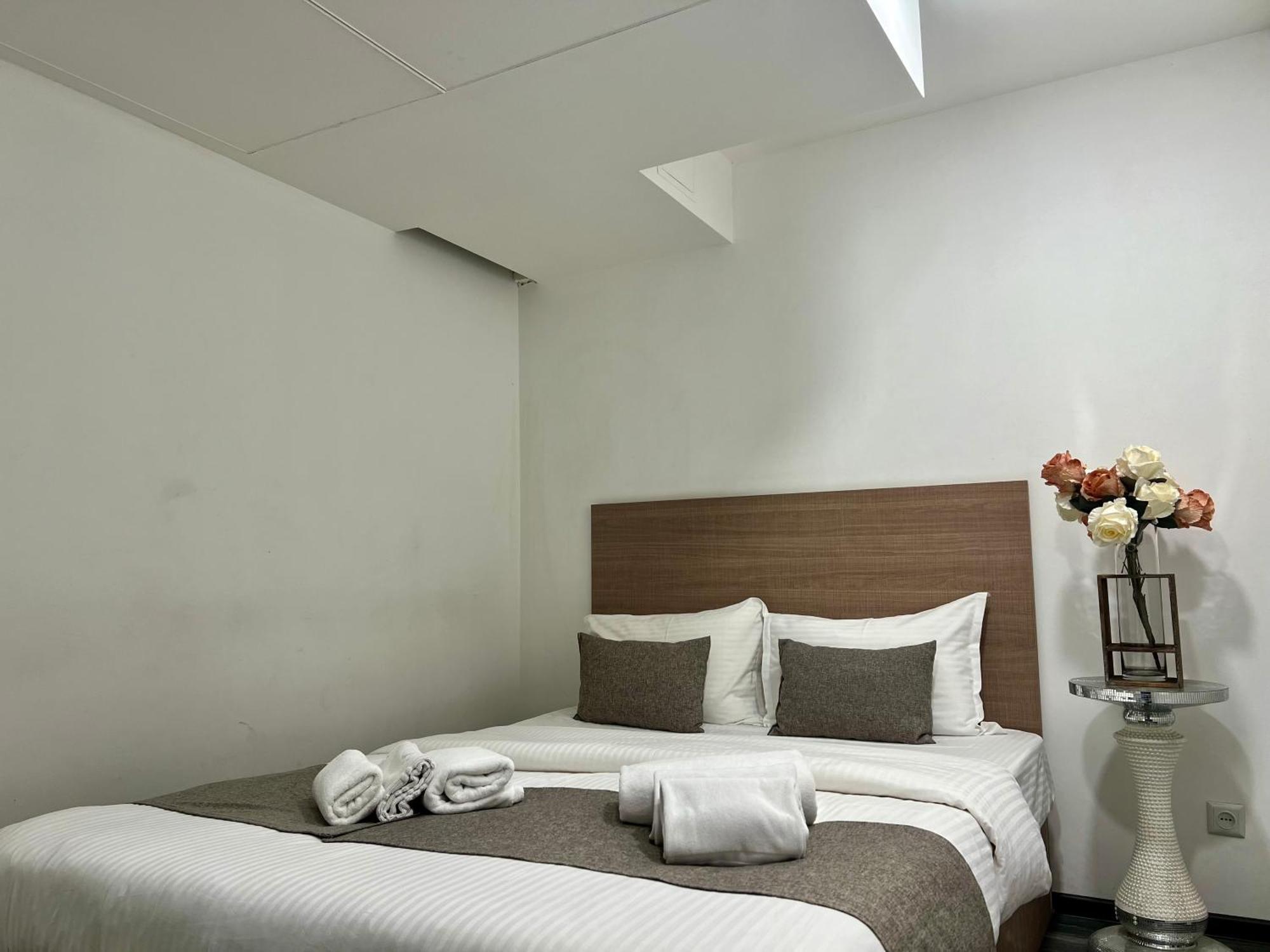 Yvn Tumanyan Apart-Hotel Yerevan Exterior foto